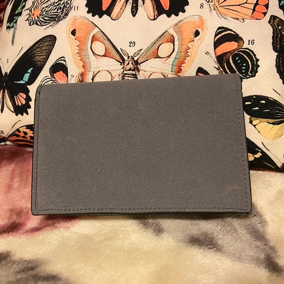 Leather handbag - Picture 2 of 7